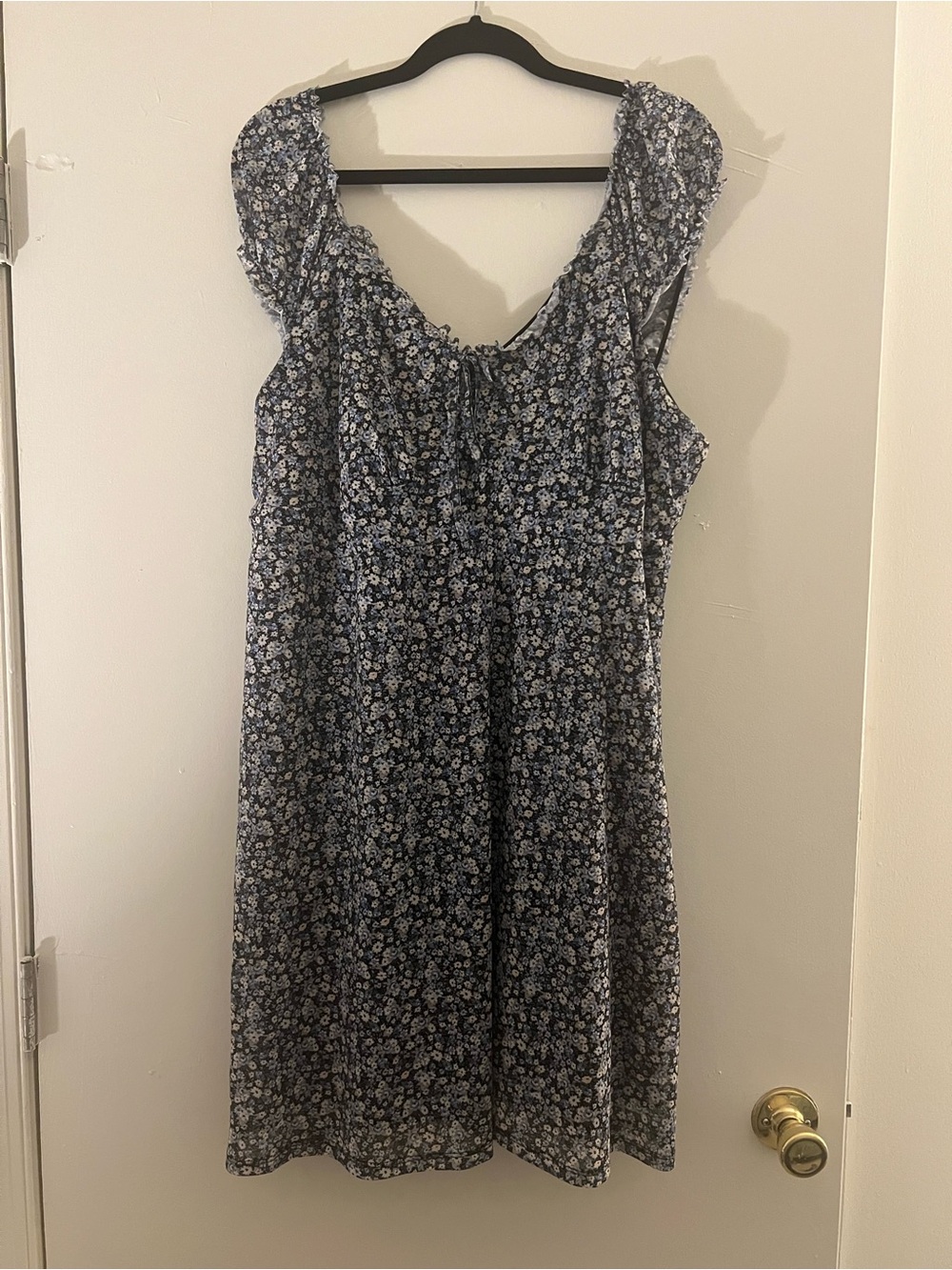 Wallflower Floral Smocked Dress 3X Blue Gray